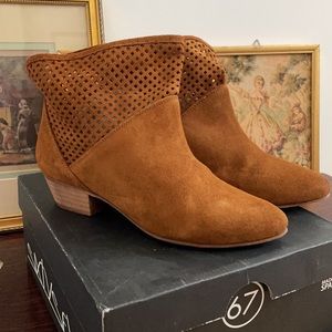 Sixty Seven size 38 EUC ankle boots